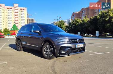 Внедорожник / Кроссовер Volkswagen Tiguan 2017 в Броварах