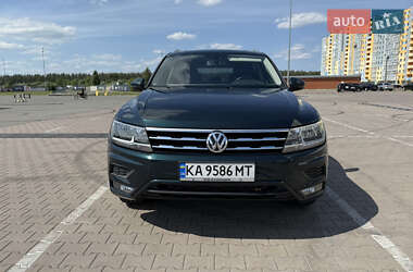 Внедорожник / Кроссовер Volkswagen Tiguan 2018 в Киеве