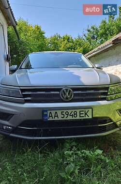 Позашляховик / Кросовер Volkswagen Tiguan 2019 в Києві