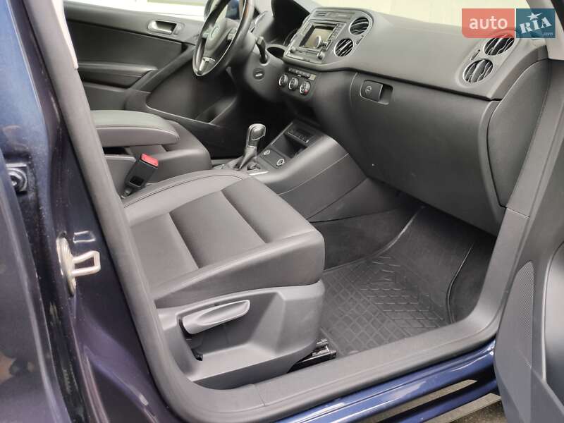 Внедорожник / Кроссовер Volkswagen Tiguan 2016 в Львове