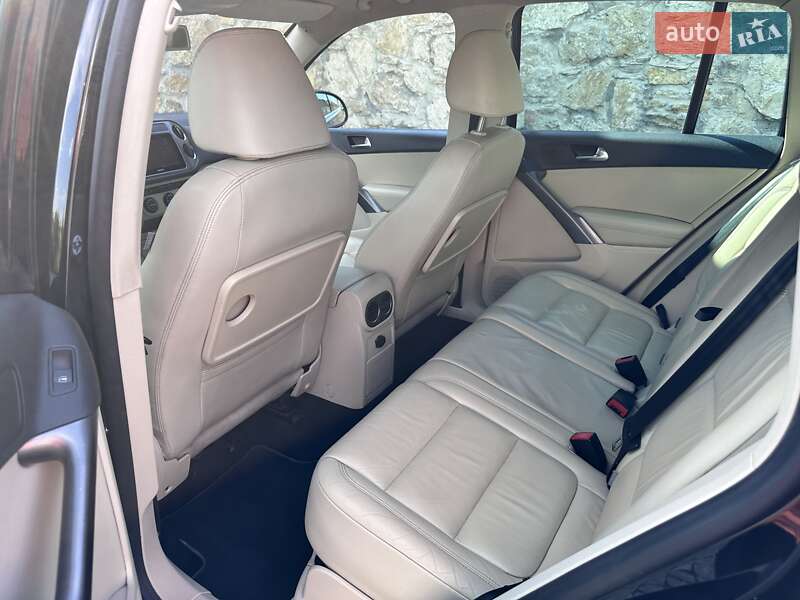 Внедорожник / Кроссовер Volkswagen Tiguan 2008 в Ровно