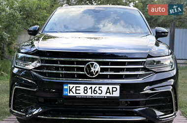 Внедорожник / Кроссовер Volkswagen Tiguan 2023 в Каменском