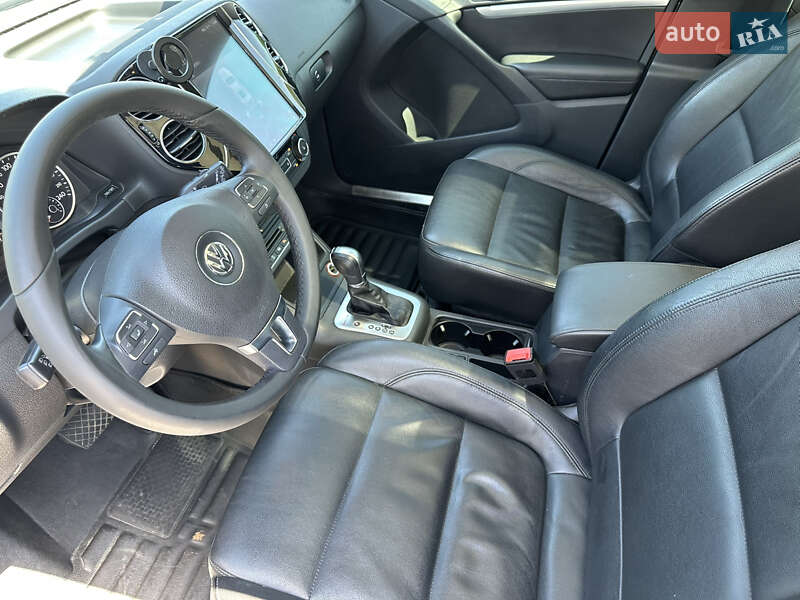 Позашляховик / Кросовер Volkswagen Tiguan 2014 в Дніпрі