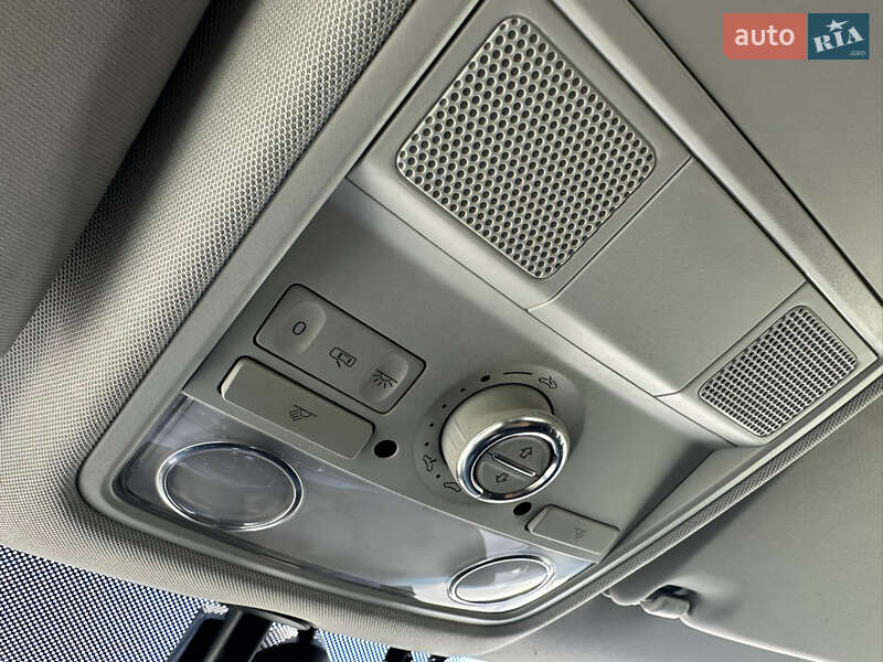 Позашляховик / Кросовер Volkswagen Tiguan 2014 в Дніпрі