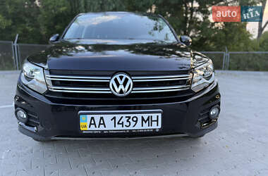 Внедорожник / Кроссовер Volkswagen Tiguan 2012 в 