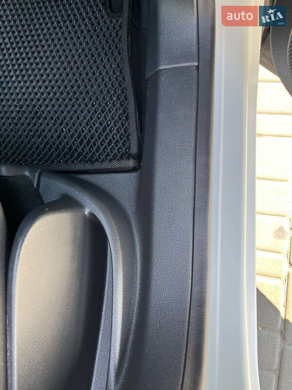 Внедорожник / Кроссовер Volkswagen Tiguan 2017 в Звягеле