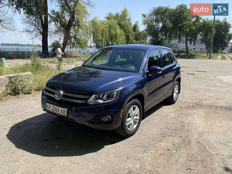Внедорожник / Кроссовер Volkswagen Tiguan 2013 в Запорожье