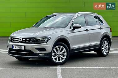 Внедорожник / Кроссовер Volkswagen Tiguan 2019 в Киеве