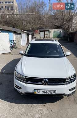 Внедорожник / Кроссовер Volkswagen Tiguan 2019 в Днепре