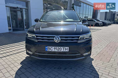Внедорожник / Кроссовер Volkswagen Tiguan 2020 в Львове