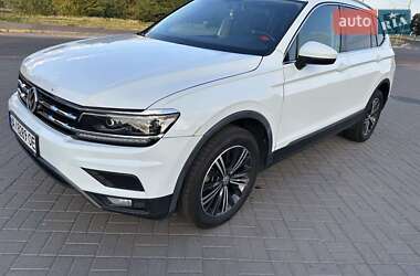 Внедорожник / Кроссовер Volkswagen Tiguan 2018 в Киеве