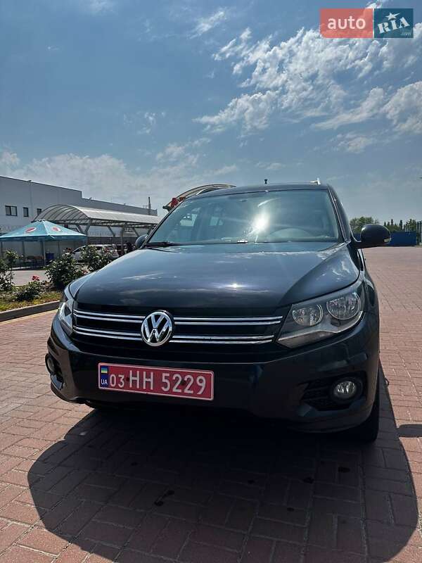 Внедорожник / Кроссовер Volkswagen Tiguan 2013 в Полтаве
