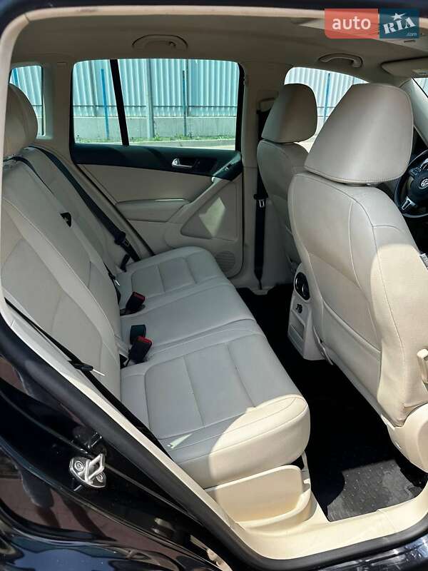 Внедорожник / Кроссовер Volkswagen Tiguan 2013 в Полтаве