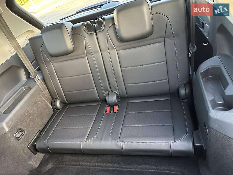 Внедорожник / Кроссовер Volkswagen Tiguan 2018 в Киеве