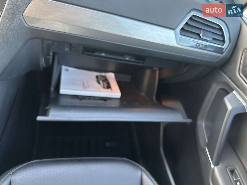 Внедорожник / Кроссовер Volkswagen Tiguan 2018 в Киеве