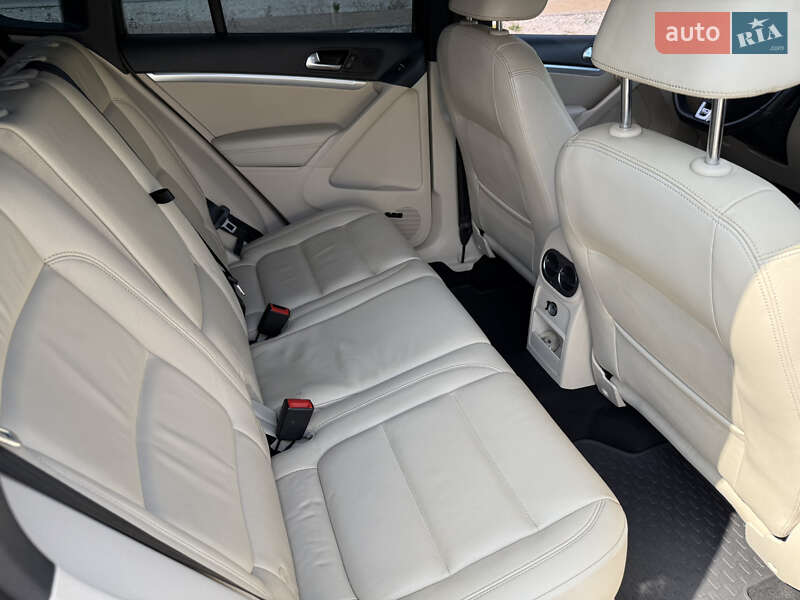 Внедорожник / Кроссовер Volkswagen Tiguan 2014 в Днепре