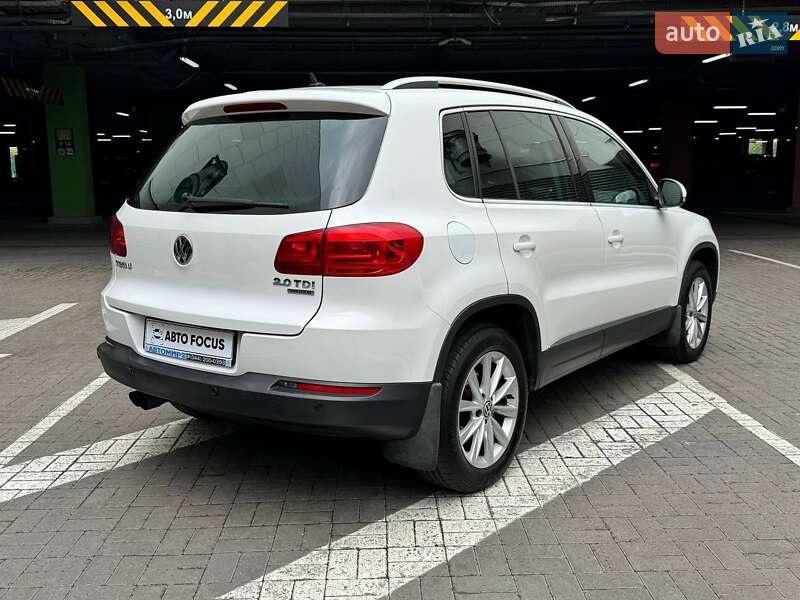 Внедорожник / Кроссовер Volkswagen Tiguan 2012 в Киеве