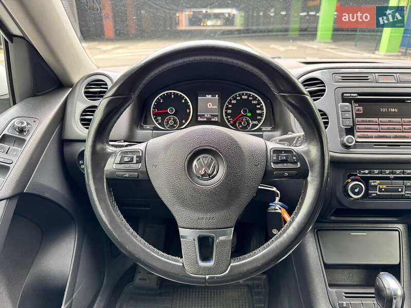 Внедорожник / Кроссовер Volkswagen Tiguan 2012 в Киеве