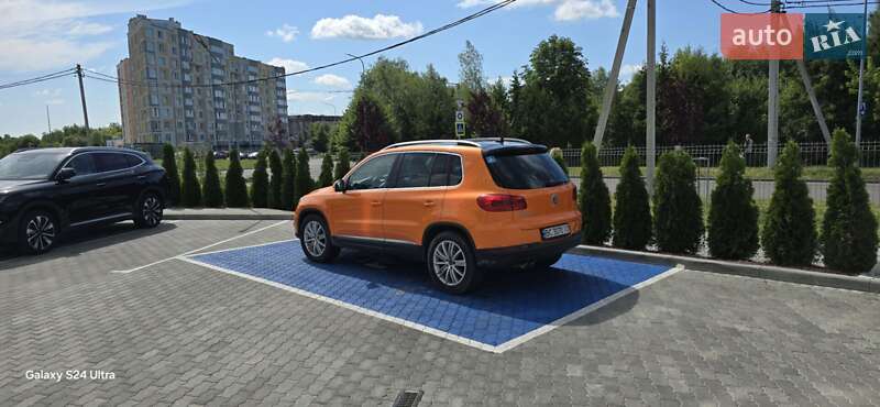 Внедорожник / Кроссовер Volkswagen Tiguan 2015 в Львове