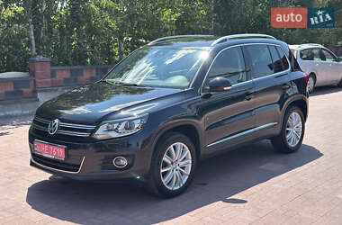 Внедорожник / Кроссовер Volkswagen Tiguan 2012 в Ровно