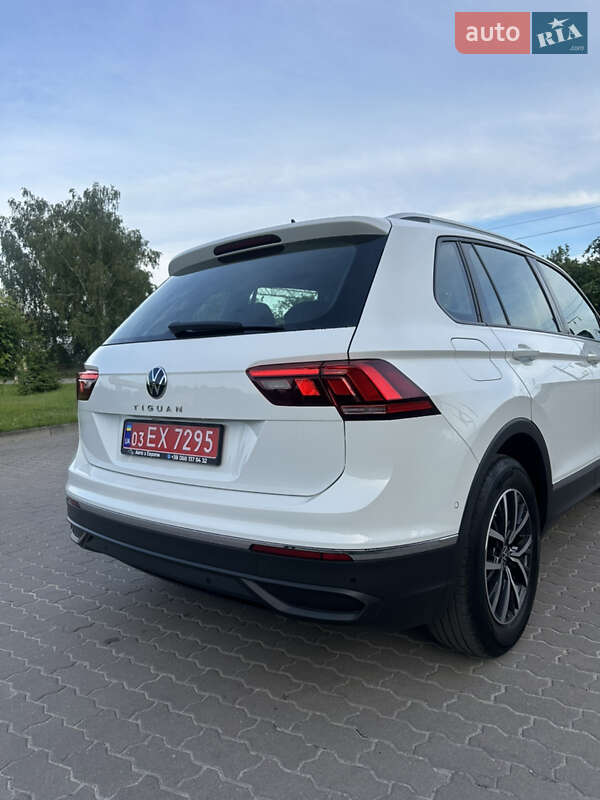 Позашляховик / Кросовер Volkswagen Tiguan 2021 в Бродах