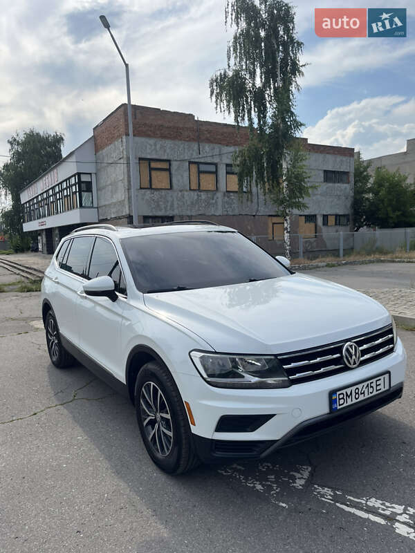 Внедорожник / Кроссовер Volkswagen Tiguan 2020 в Ахтырке