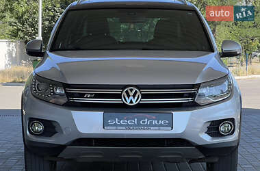 Внедорожник / Кроссовер Volkswagen Tiguan 2014 в Николаеве