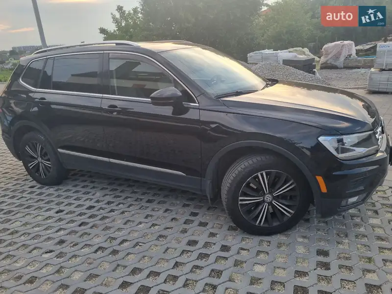 Volkswagen Tiguan 2016 VIN WVGAV7AX0GW578791 фото оголошення 12 з 47