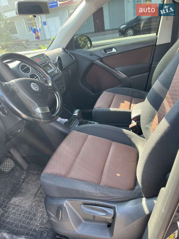 Позашляховик / Кросовер Volkswagen Tiguan 2009 в Житомирі фото 16 Позашляховик / Кросовер Volkswagen Tiguan 2009 в Житомирі