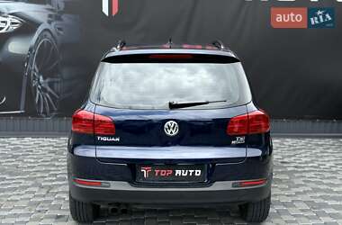 Позашляховик / Кросовер Volkswagen Tiguan 2016 в 