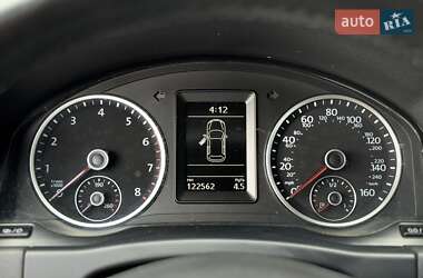 Позашляховик / Кросовер Volkswagen Tiguan 2016 в 