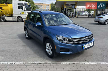 Позашляховик / Кросовер Volkswagen Tiguan 2016 в 