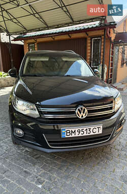 Внедорожник / Кроссовер Volkswagen Tiguan 2015 в Сумах