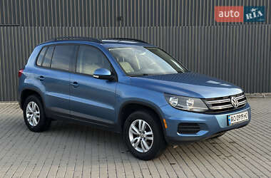 Внедорожник / Кроссовер Volkswagen Tiguan 2016 в Ужгороде