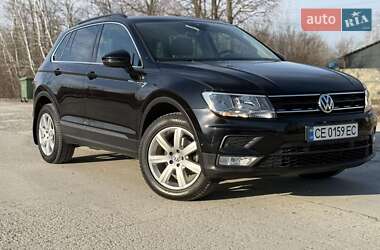 Внедорожник / Кроссовер Volkswagen Tiguan 2016 в 