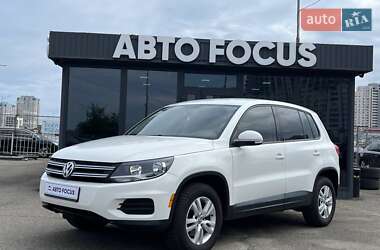 Позашляховик / Кросовер Volkswagen Tiguan 2013 в 