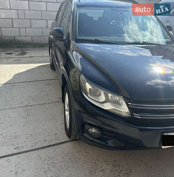 Внедорожник / Кроссовер Volkswagen Tiguan 2012 в Нежине
