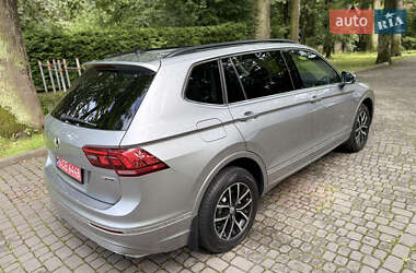 Внедорожник / Кроссовер Volkswagen Tiguan 2021 в 