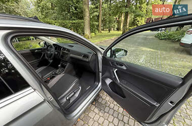 Внедорожник / Кроссовер Volkswagen Tiguan 2021 в 