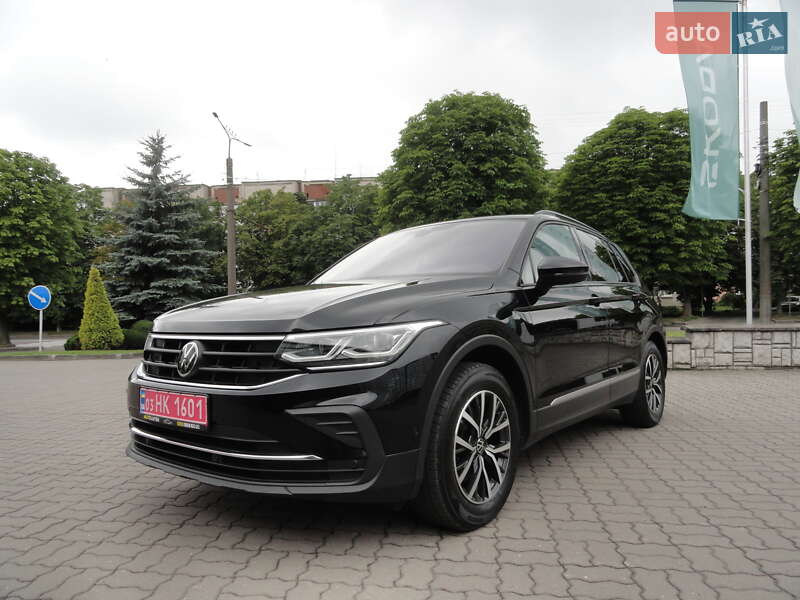 Позашляховик / Кросовер Volkswagen Tiguan 2022 в Луцьку
