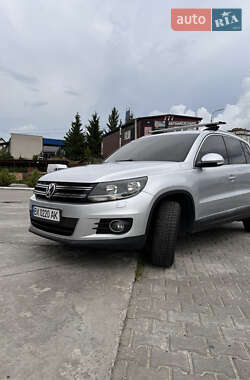 Позашляховик / Кросовер Volkswagen Tiguan 2011 в Хмельницькому