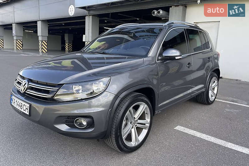 Внедорожник / Кроссовер Volkswagen Tiguan 2015 в Львове