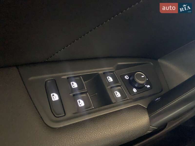 Внедорожник / Кроссовер Volkswagen Tiguan 2018 в Житомире