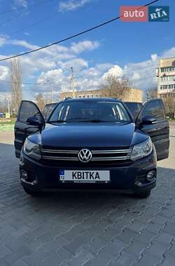 Позашляховик / Кросовер Volkswagen Tiguan 2016 в Миколаєві