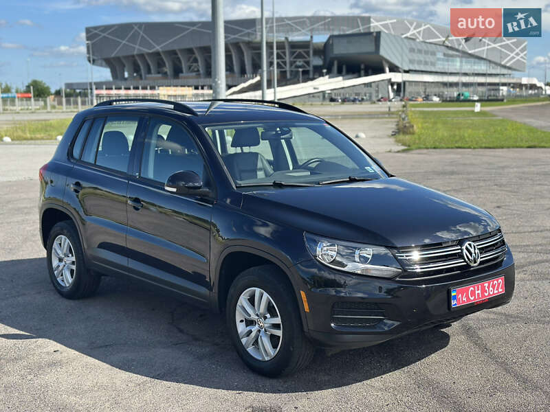 Позашляховик / Кросовер Volkswagen Tiguan 2016 в Львові