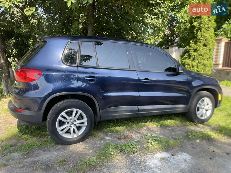 Внедорожник / Кроссовер Volkswagen Tiguan 2012 в Переяславе
