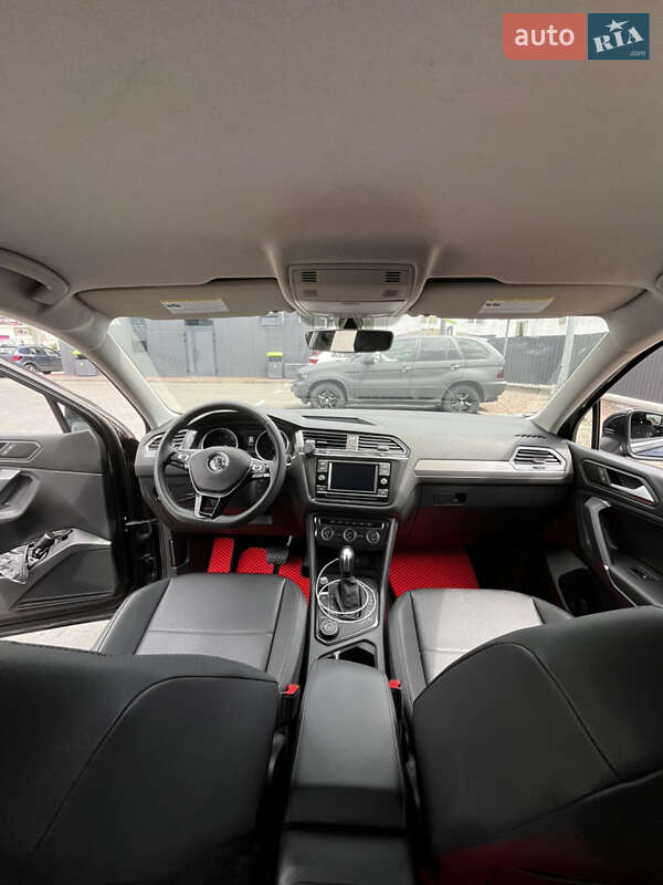 Внедорожник / Кроссовер Volkswagen Tiguan 2020 в Киеве