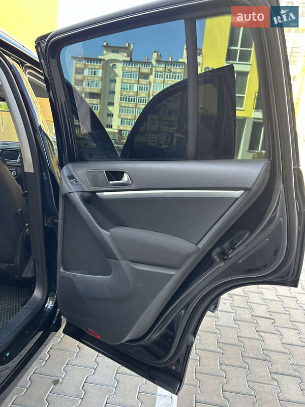 Внедорожник / Кроссовер Volkswagen Tiguan 2012 в Черновцах фото 14 Внедорожник / Кроссовер Volkswagen Tiguan 2012 в Черновцах