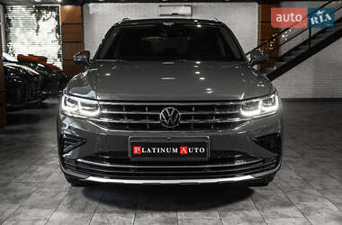 Внедорожник / Кроссовер Volkswagen Tiguan 2022 в Одессе