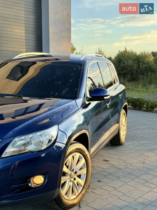 Внедорожник / Кроссовер Volkswagen Tiguan 2009 в Виноградове фото 9 Внедорожник / Кроссовер Volkswagen Tiguan 2009 в Виноградове